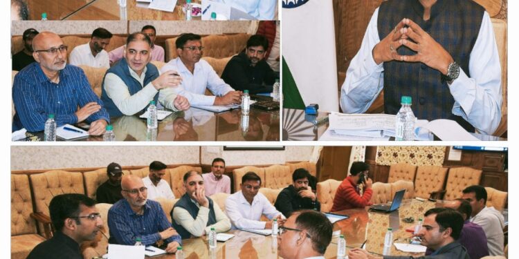 Div Com Kashmir Reviews Preparedness, Mitigation Plan in view of Weather Advisory