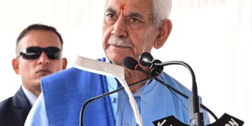 'Dream school project' bridges distance between Kashmir and Kerala: LG Sinha