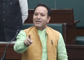 Govt failed on all fronts; session too short to discuss public issues: LoP Sharma