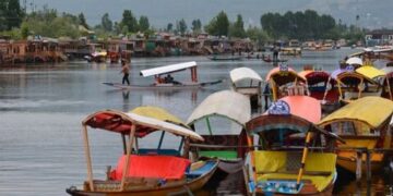 Kashmir Shivers As Night Temperatures Dip Further Across Valley; Shopian Logs Minus 8.2 Deg C