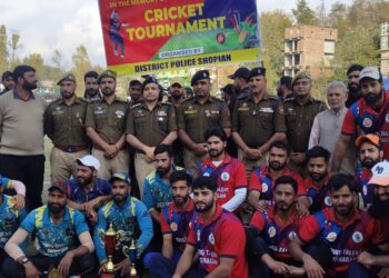 Shopian Police Organize Martyrs Cricket Tournament