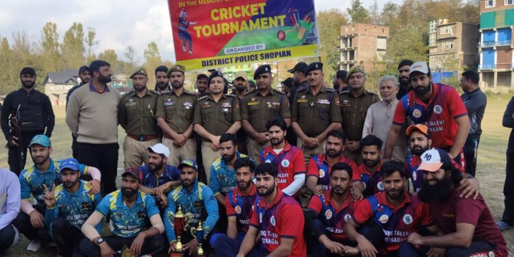 Shopian Police Organize Martyrs Cricket Tournament