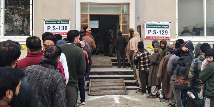 Amid sub-zero temperature, voting begins for Budgam bypoll
