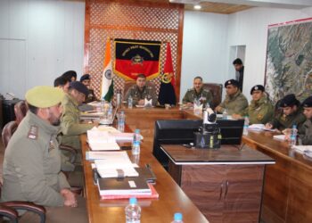 IGP Kashmir Orders Intensified Crackdown In Shopian; Reviews Security Grid, Crime Trends