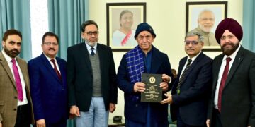 Lieutenant Governor interacts with IAS Officer Trainees of 2025 Batch