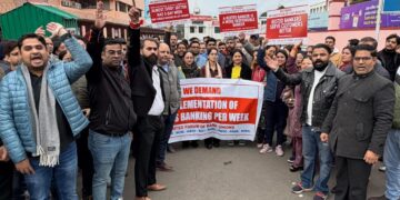 Bank unions observe strike in Jammu, demand five-day work week
