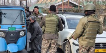 Ahead of Vice President’s Visit, House Boats Searched in Srinagar, Security Tightened Around Dal Lake, Kashmir University