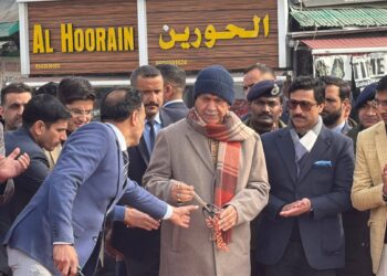 LG Sinha Inaugurates Redeveloped Amira Kadal Pedestrian Bridge In Srinagar