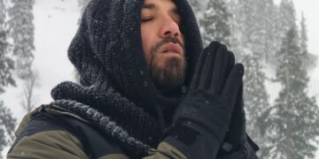 Kashmir, You Beauty: UAE-Based Influencer Posts Heartfelt Ode To Snow-Draped Valley