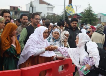 First Batch Of 431 Haj Pilgrims Leaves From Jammu And Kashmir