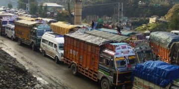 Kashmir Transporters Announce Valley-Wide Strike on Monday Against Smart City Bus Expansion